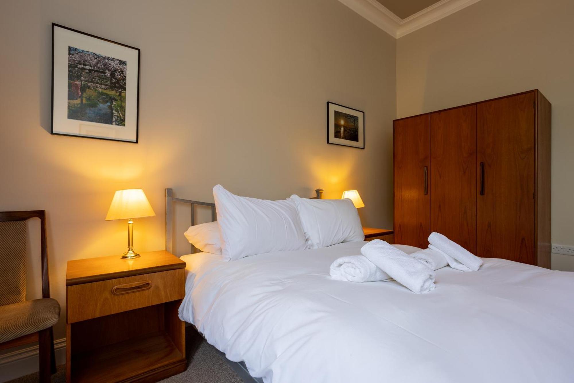 Newly Renovated 1 Bedroom Near Charming Newhaven Édimbourg